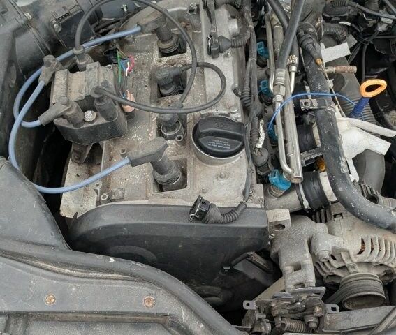 Серый Фольксваген Пассат СС, объемом двигателя 1.8 л и пробегом 31 тыс. км за 1000 $, фото 1 на Automoto.ua