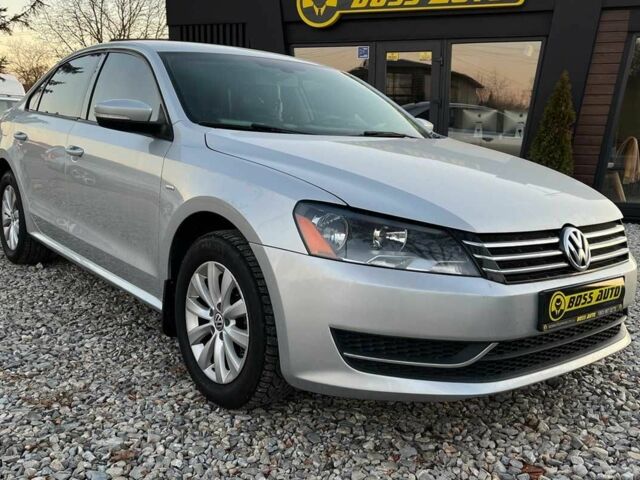 Серый Фольксваген Пассат СС, объемом двигателя 2 л и пробегом 210 тыс. км за 10300 $, фото 1 на Automoto.ua