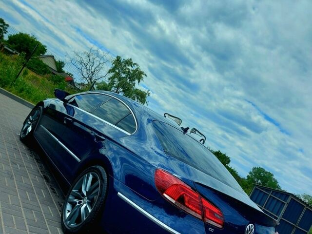 Синий Фольксваген Пассат СС, объемом двигателя 2 л и пробегом 140 тыс. км за 11500 $, фото 1 на Automoto.ua