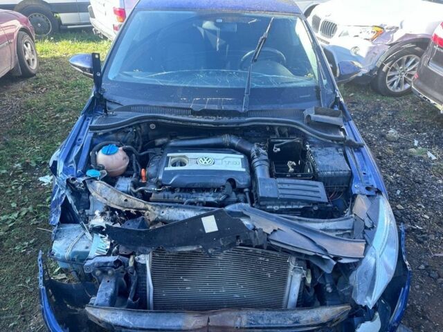 Синий Фольксваген Пассат СС, объемом двигателя 1.8 л и пробегом 219 тыс. км за 4500 $, фото 1 на Automoto.ua