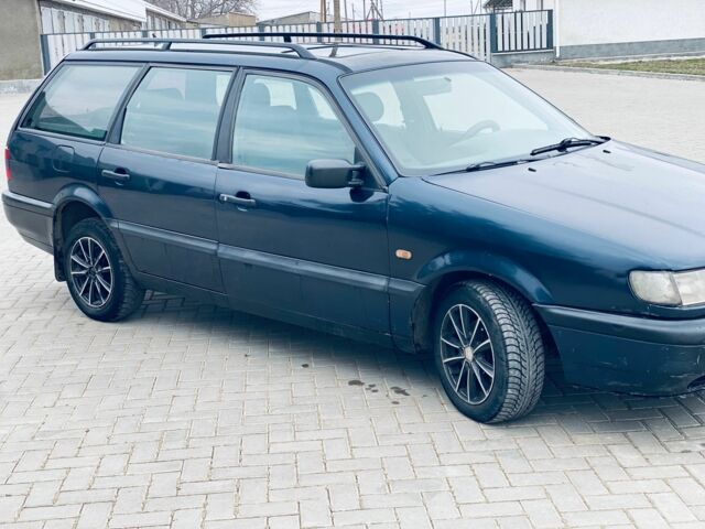 Синій Фольксваген Пассат СС, об'ємом двигуна 1.9 л та пробігом 240 тис. км за 2000 $, фото 1 на Automoto.ua