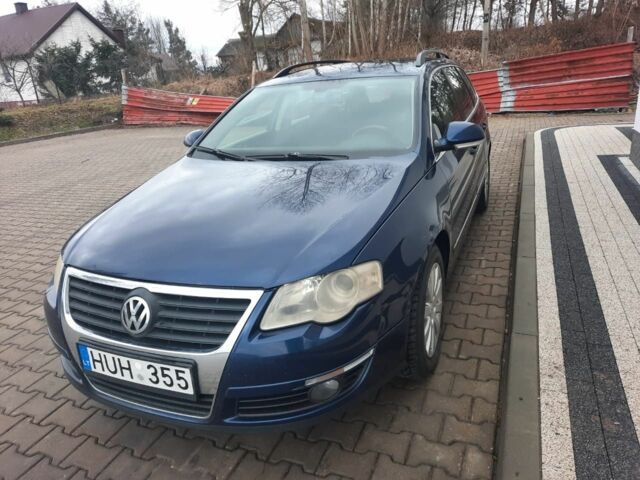 Синій Фольксваген Пассат СС, об'ємом двигуна 2 л та пробігом 400 тис. км за 2300 $, фото 1 на Automoto.ua