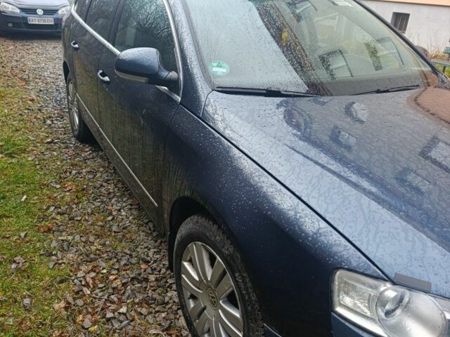 Синій Фольксваген Пассат СС, об'ємом двигуна 2 л та пробігом 332 тис. км за 4300 $, фото 1 на Automoto.ua