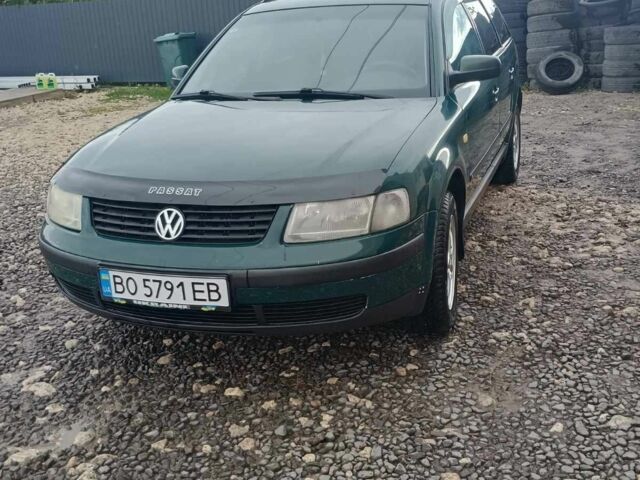 Зеленый Фольксваген Пассат СС, объемом двигателя 1.6 л и пробегом 380 тыс. км за 2900 $, фото 1 на Automoto.ua