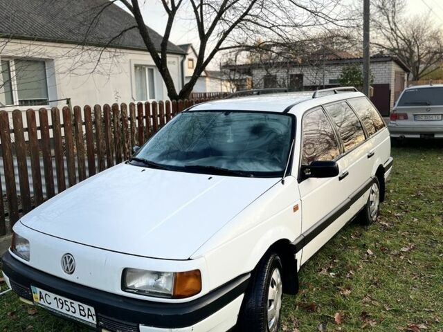 Белый Фольксваген Пассат Вариант, объемом двигателя 1.6 л и пробегом 440 тыс. км за 1300 $, фото 1 на Automoto.ua