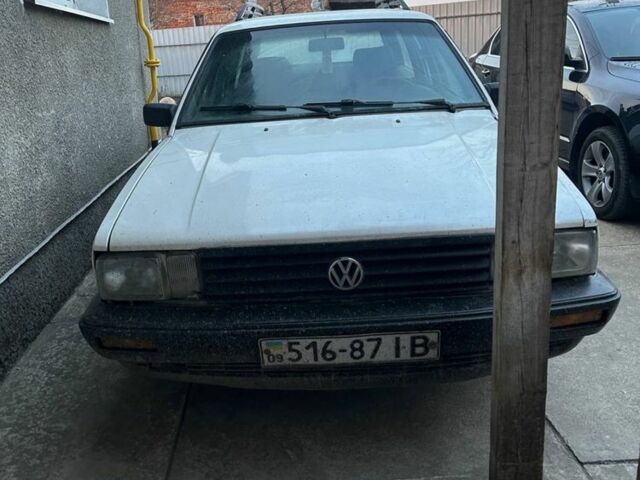 Білий Фольксваген Пассат Варіант, об'ємом двигуна 1.8 л та пробігом 293 тис. км за 550 $, фото 1 на Automoto.ua