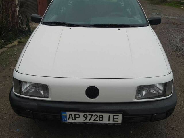 Білий Фольксваген Пассат Варіант, об'ємом двигуна 1.8 л та пробігом 460 тис. км за 2100 $, фото 1 на Automoto.ua