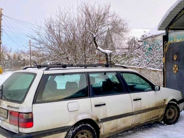 Белый Фольксваген Пассат Вариант, объемом двигателя 0 л и пробегом 120 тыс. км за 1200 $, фото 1 на Automoto.ua