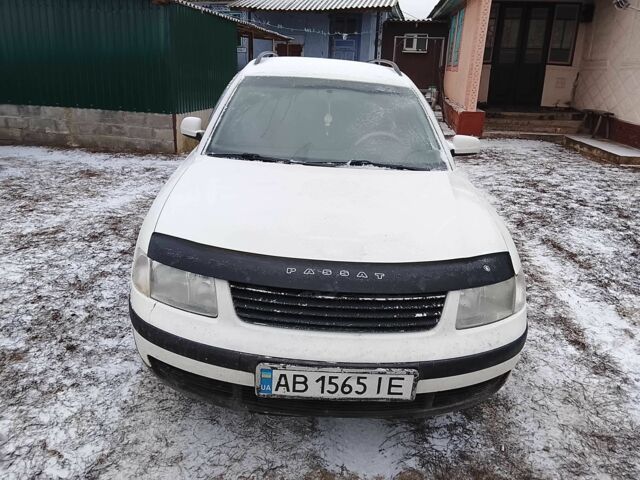 Белый Фольксваген Пассат Вариант, объемом двигателя 1.9 л и пробегом 257 тыс. км за 2200 $, фото 1 на Automoto.ua