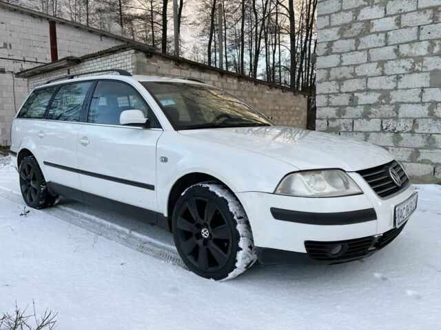 Белый Фольксваген Пассат Вариант, объемом двигателя 1.9 л и пробегом 274 тыс. км за 4350 $, фото 1 на Automoto.ua