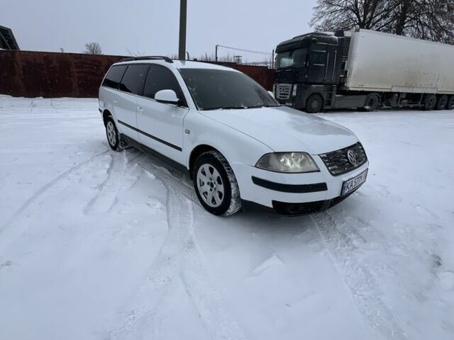 Білий Фольксваген Пассат Варіант, об'ємом двигуна 1.9 л та пробігом 342 тис. км за 4400 $, фото 1 на Automoto.ua