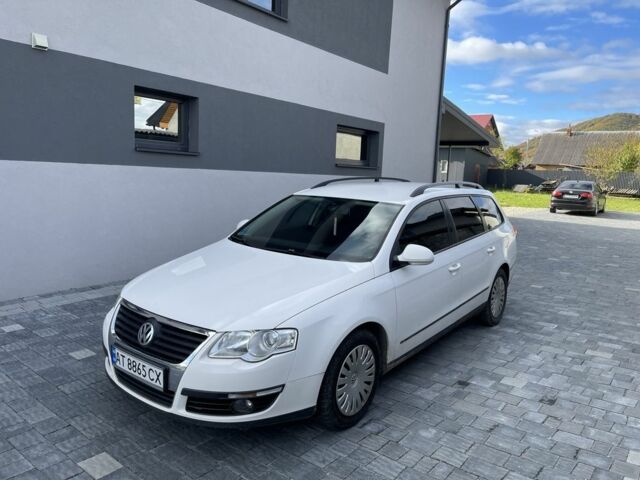 Белый Фольксваген Пассат Вариант, объемом двигателя 1.9 л и пробегом 330 тыс. км за 4800 $, фото 1 на Automoto.ua