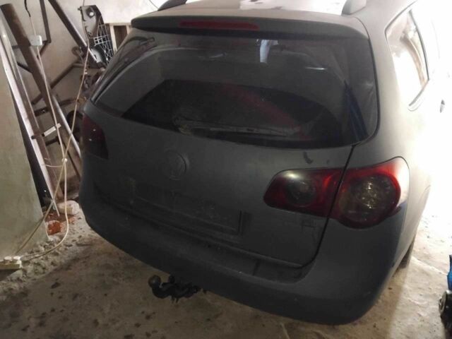 Белый Фольксваген Пассат Вариант, объемом двигателя 1.4 л и пробегом 250 тыс. км за 750 $, фото 1 на Automoto.ua