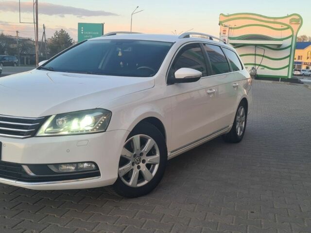 Белый Фольксваген Пассат Вариант, объемом двигателя 2 л и пробегом 281 тыс. км за 9700 $, фото 1 на Automoto.ua