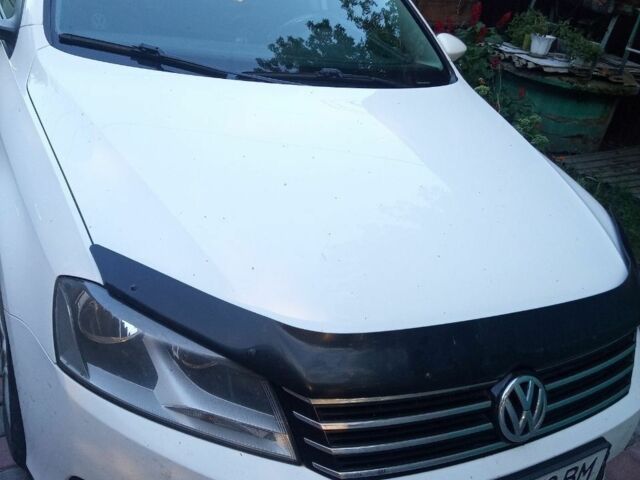 Білий Фольксваген Пассат Варіант, об'ємом двигуна 1.6 л та пробігом 237 тис. км за 9500 $, фото 1 на Automoto.ua