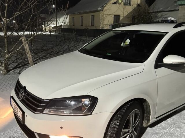 Білий Фольксваген Пассат Варіант, об'ємом двигуна 2 л та пробігом 303 тис. км за 9000 $, фото 1 на Automoto.ua