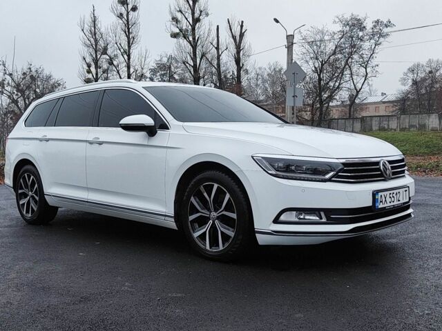 Білий Фольксваген Пассат Варіант, об'ємом двигуна 2 л та пробігом 252 тис. км за 16500 $, фото 1 на Automoto.ua