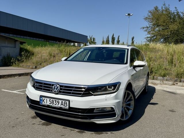 Білий Фольксваген Пассат Варіант, об'ємом двигуна 2 л та пробігом 197 тис. км за 20800 $, фото 1 на Automoto.ua