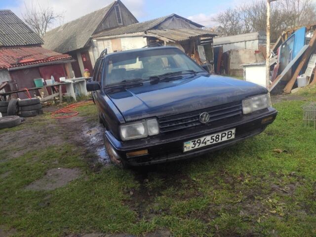 Черный Фольксваген Пассат Вариант, объемом двигателя 1.8 л и пробегом 450 тыс. км за 650 $, фото 1 на Automoto.ua