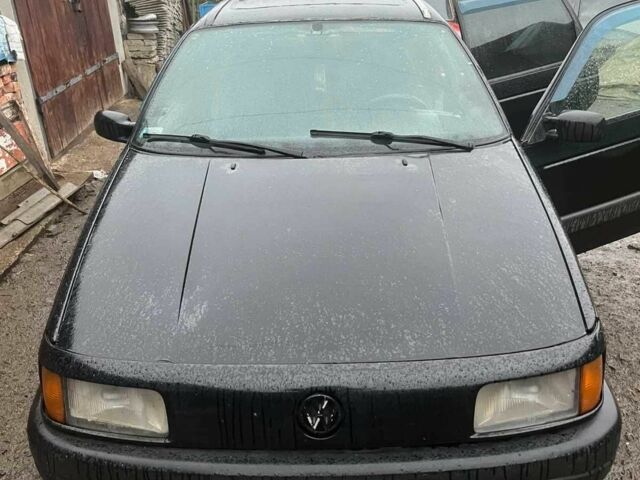 Чорний Фольксваген Пассат Варіант, об'ємом двигуна 1.6 л та пробігом 2 тис. км за 900 $, фото 1 на Automoto.ua