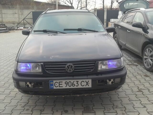 Чорний Фольксваген Пассат Варіант, об'ємом двигуна 2 л та пробігом 400 тис. км за 1100 $, фото 1 на Automoto.ua