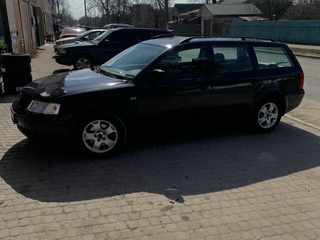 Чорний Фольксваген Пассат Варіант, об'ємом двигуна 1.6 л та пробігом 250 тис. км за 3200 $, фото 1 на Automoto.ua