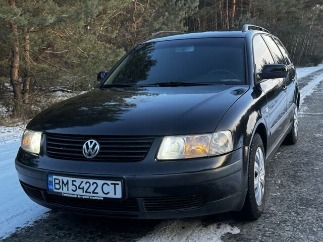 Черный Фольксваген Пассат Вариант, объемом двигателя 1.8 л и пробегом 380 тыс. км за 4500 $, фото 1 на Automoto.ua