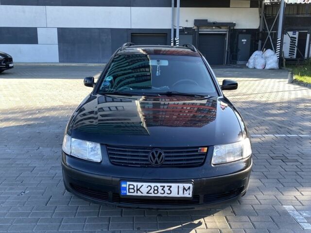 Чорний Фольксваген Пассат Варіант, об'ємом двигуна 1.6 л та пробігом 370 тис. км за 2800 $, фото 1 на Automoto.ua