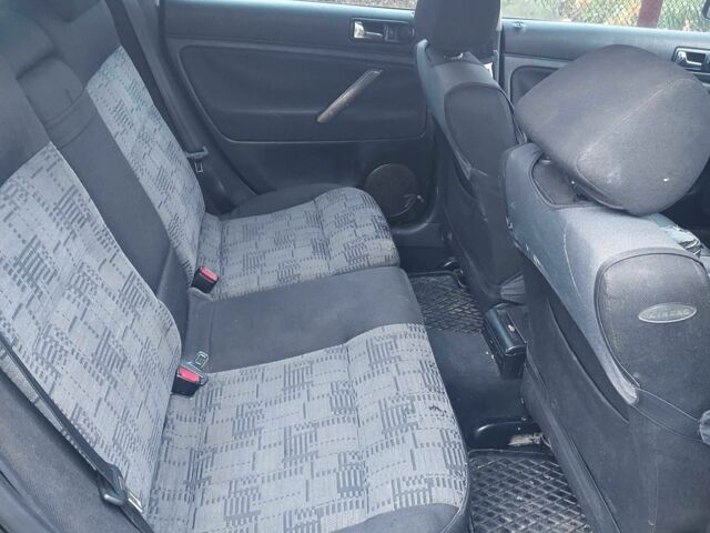 Черный Фольксваген Пассат Вариант, объемом двигателя 1.9 л и пробегом 520 тыс. км за 3200 $, фото 1 на Automoto.ua