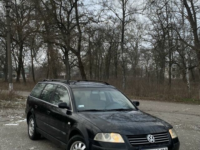 Черный Фольксваген Пассат Вариант, объемом двигателя 1.9 л и пробегом 325 тыс. км за 1700 $, фото 1 на Automoto.ua