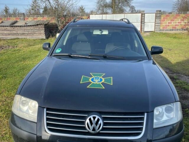 Черный Фольксваген Пассат Вариант, объемом двигателя 1.9 л и пробегом 270 тыс. км за 3050 $, фото 1 на Automoto.ua