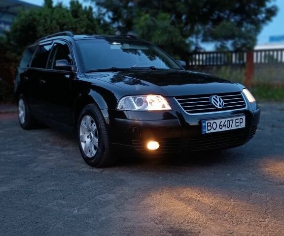 Черный Фольксваген Пассат Вариант, объемом двигателя 1.6 л и пробегом 306 тыс. км за 5300 $, фото 1 на Automoto.ua