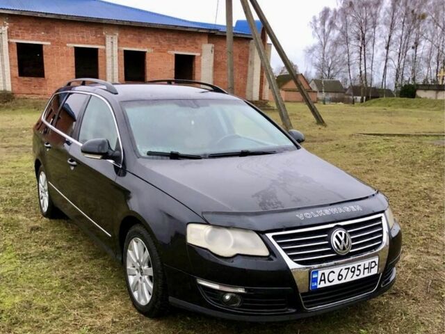 Черный Фольксваген Пассат Вариант, объемом двигателя 1.9 л и пробегом 300 тыс. км за 5100 $, фото 1 на Automoto.ua