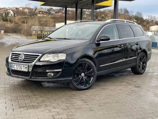 Черный Фольксваген Пассат Вариант, объемом двигателя 2 л и пробегом 300 тыс. км за 6000 $, фото 1 на Automoto.ua