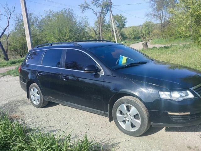 Черный Фольксваген Пассат Вариант, объемом двигателя 1.9 л и пробегом 440 тыс. км за 5200 $, фото 1 на Automoto.ua