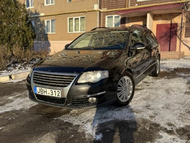 Черный Фольксваген Пассат Вариант, объемом двигателя 2 л и пробегом 412 тыс. км за 2800 $, фото 1 на Automoto.ua