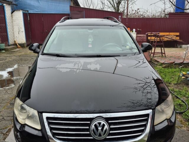 Черный Фольксваген Пассат Вариант, объемом двигателя 2 л и пробегом 315 тыс. км за 6200 $, фото 1 на Automoto.ua
