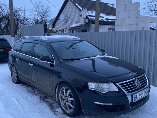 Черный Фольксваген Пассат Вариант, объемом двигателя 2 л и пробегом 350 тыс. км за 4999 $, фото 1 на Automoto.ua