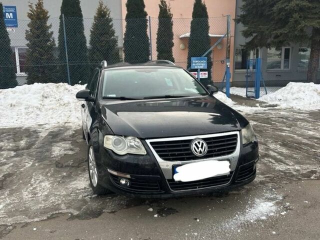 Черный Фольксваген Пассат Вариант, объемом двигателя 2 л и пробегом 400 тыс. км за 3000 $, фото 1 на Automoto.ua