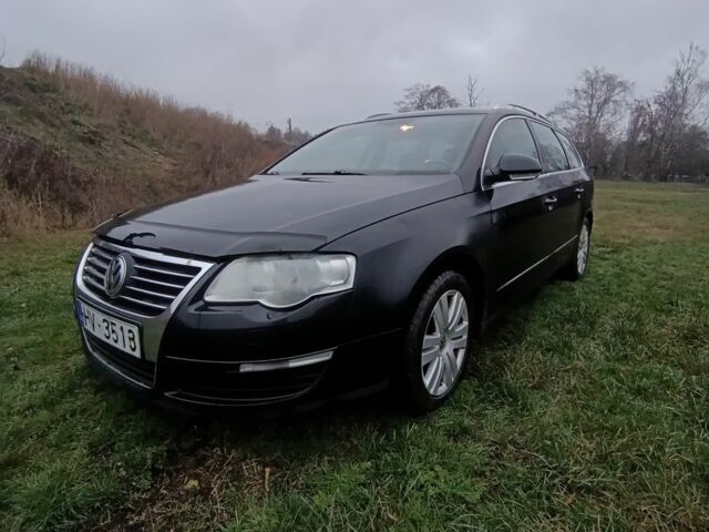 Чорний Фольксваген Пассат Варіант, об'ємом двигуна 2 л та пробігом 330 тис. км за 2900 $, фото 1 на Automoto.ua