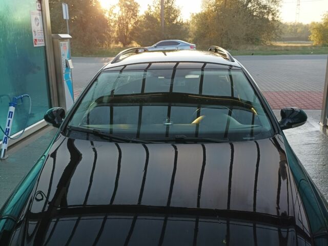 Черный Фольксваген Пассат Вариант, объемом двигателя 1.6 л и пробегом 249 тыс. км за 6000 $, фото 1 на Automoto.ua