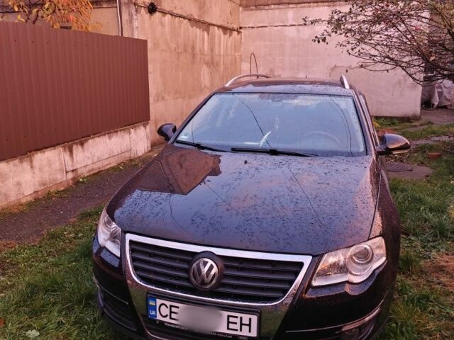 Черный Фольксваген Пассат Вариант, объемом двигателя 2 л и пробегом 225 тыс. км за 6000 $, фото 1 на Automoto.ua