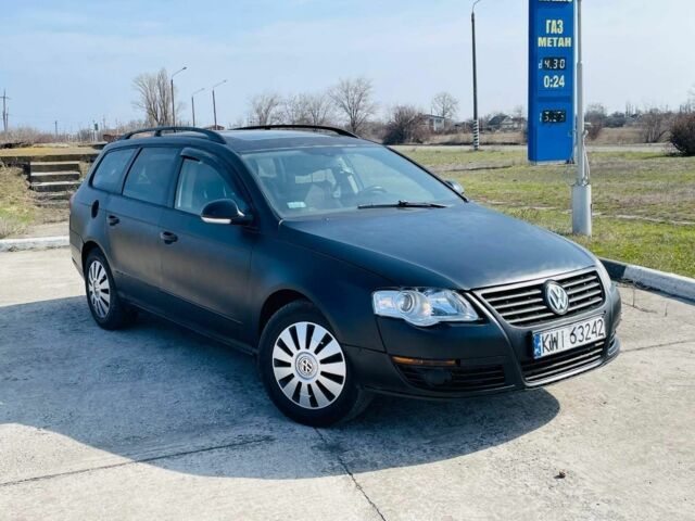 Черный Фольксваген Пассат Вариант, объемом двигателя 0 л и пробегом 125 тыс. км за 2644 $, фото 1 на Automoto.ua