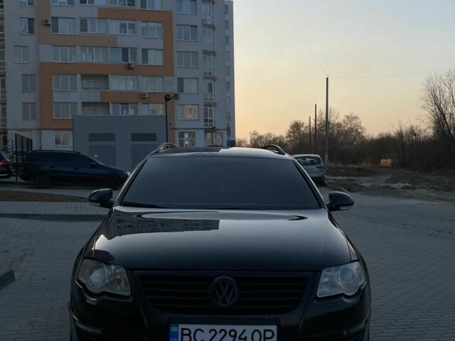 Черный Фольксваген Пассат Вариант, объемом двигателя 2 л и пробегом 236 тыс. км за 5200 $, фото 1 на Automoto.ua