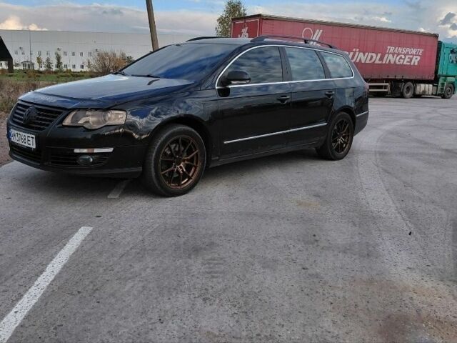 Чорний Фольксваген Пассат Варіант, об'ємом двигуна 2 л та пробігом 290 тис. км за 4300 $, фото 1 на Automoto.ua