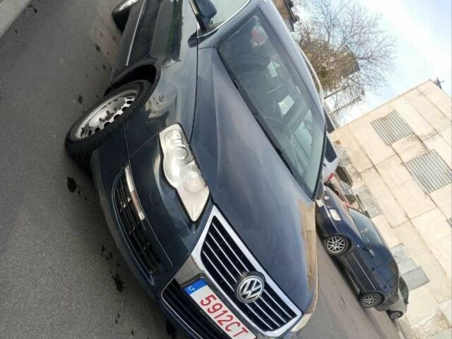 Чорний Фольксваген Пассат Варіант, об'ємом двигуна 2 л та пробігом 2 тис. км за 2700 $, фото 1 на Automoto.ua