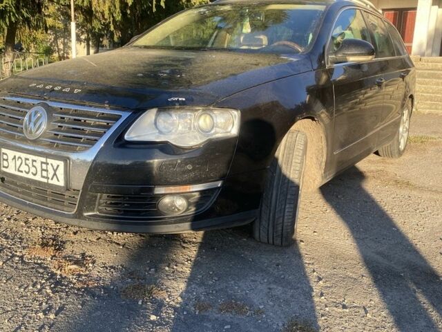Черный Фольксваген Пассат Вариант, объемом двигателя 2 л и пробегом 350 тыс. км за 5794 $, фото 1 на Automoto.ua