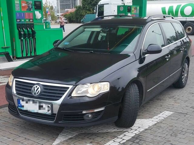 Чорний Фольксваген Пассат Варіант, об'ємом двигуна 2 л та пробігом 320 тис. км за 2745 $, фото 1 на Automoto.ua