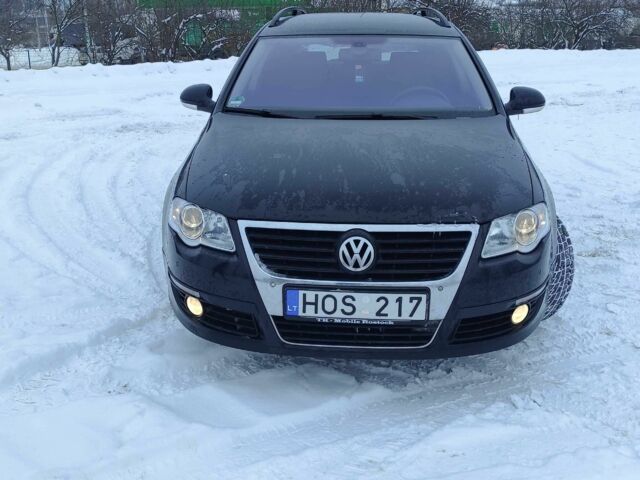 Черный Фольксваген Пассат Вариант, объемом двигателя 2 л и пробегом 355 тыс. км за 2950 $, фото 1 на Automoto.ua