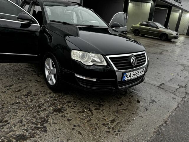 Черный Фольксваген Пассат Вариант, объемом двигателя 2 л и пробегом 350 тыс. км за 6000 $, фото 1 на Automoto.ua